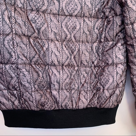 NEW, Women's Puffer Jacket, Small - Picture 10 of 12